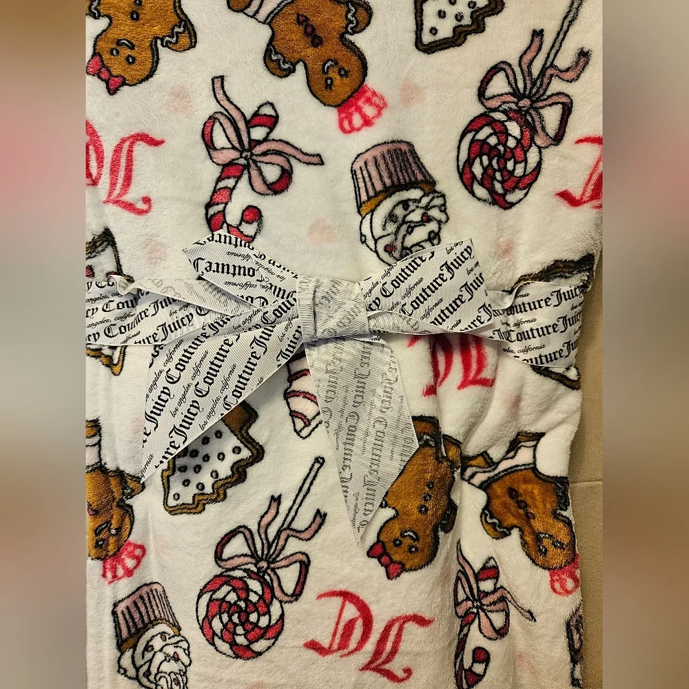 Juicy Couture Christmas Sweets Oversized Plush Throw Blanket NWT